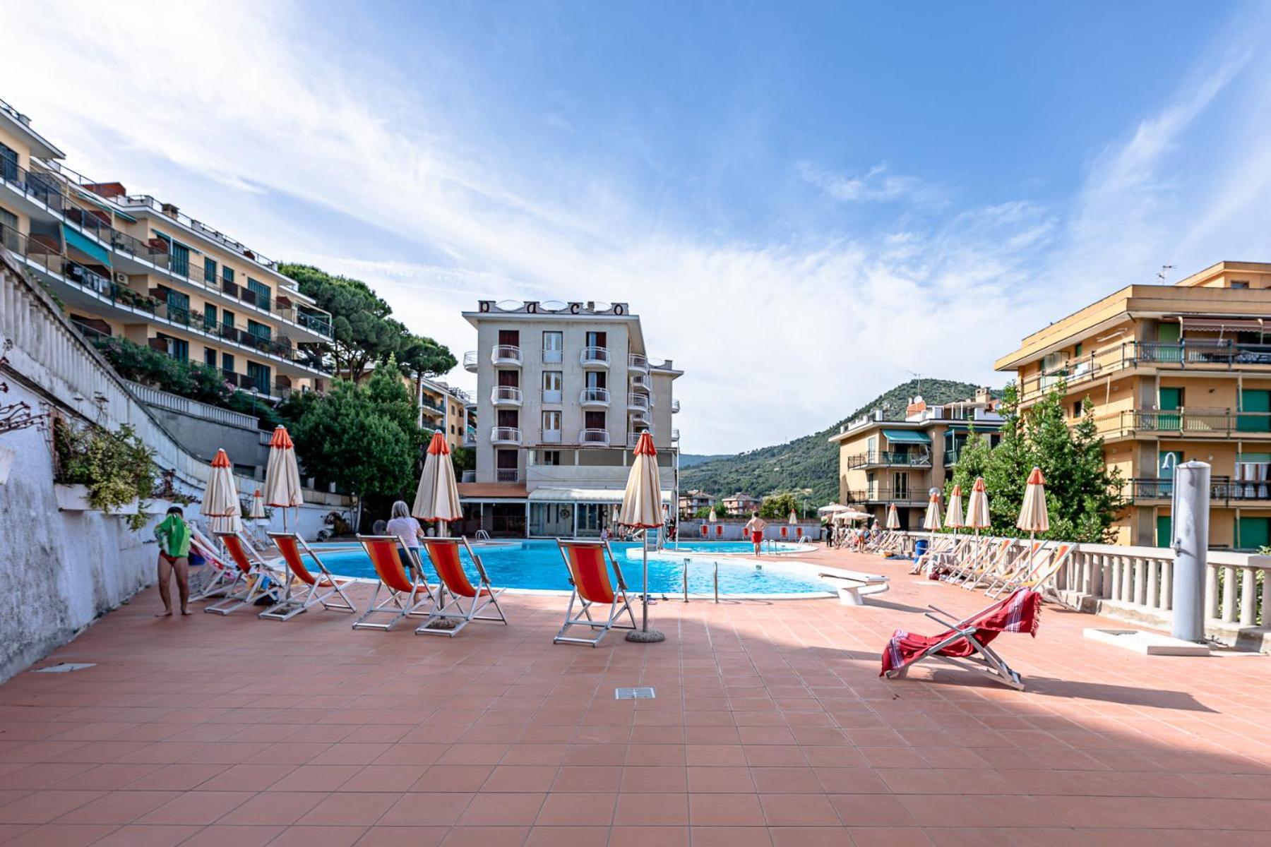 Appartamento La Dimora Della Lullu, Luxury Pietra Ligure Esterno foto